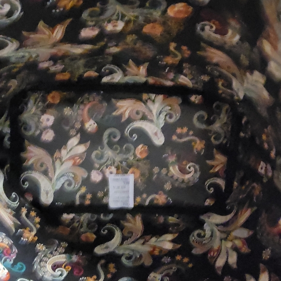 Carlos by Carlos Santana 3 in 1 Black Tote, Crossbody and clutch - Picture 12 of 16